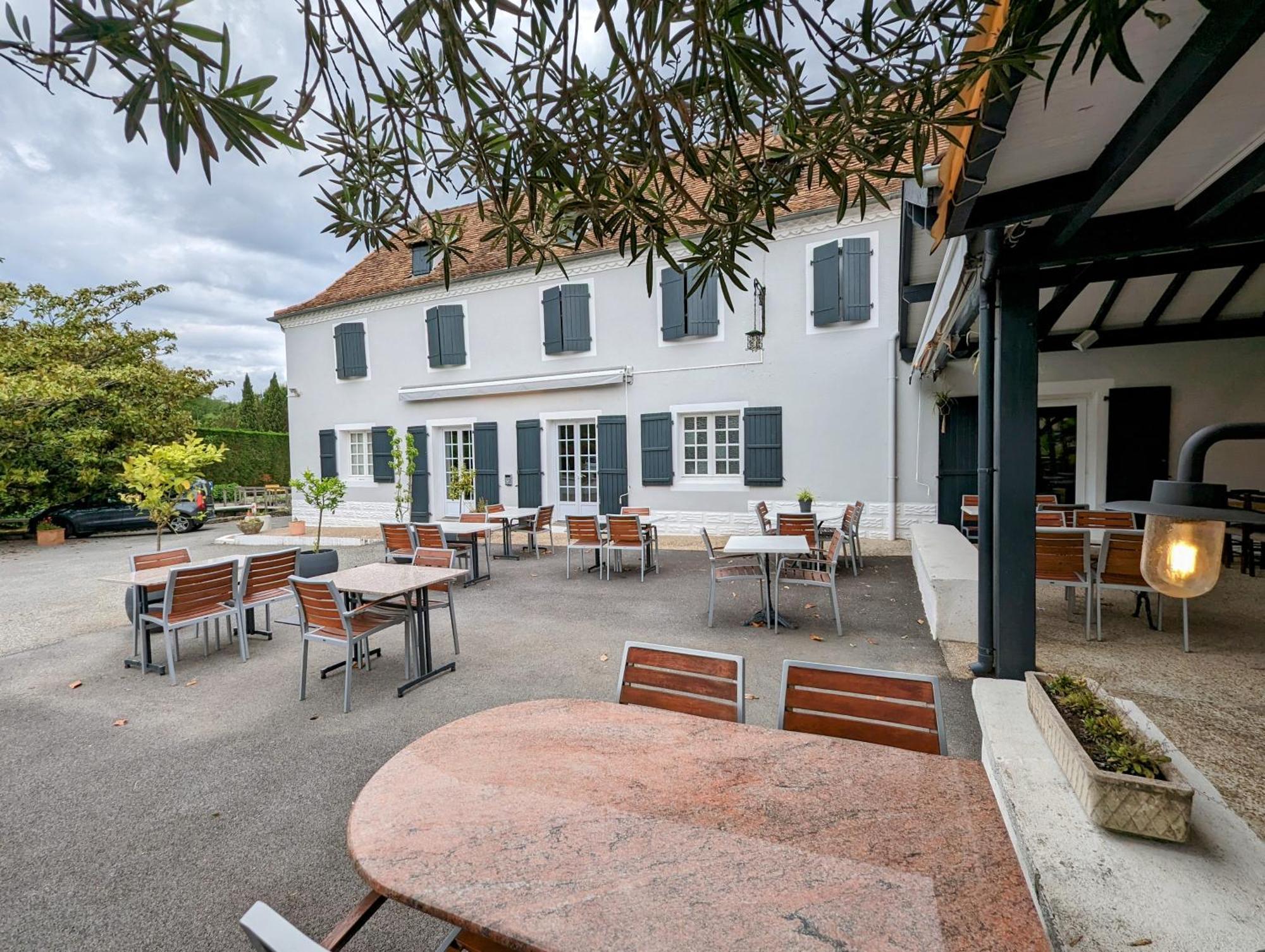 Logis Auberge Du Relais - Hotel & Restaurant Berenx Eksteriør bilde