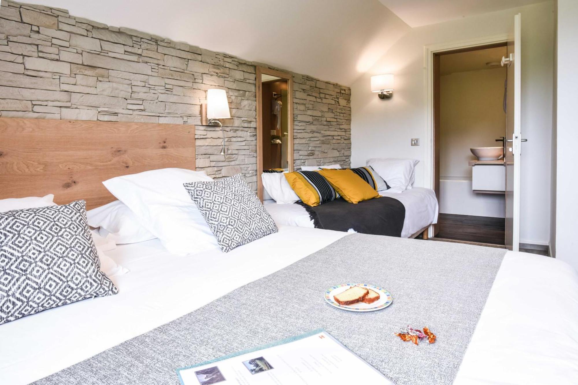 Logis Auberge Du Relais - Hotel & Restaurant Berenx Eksteriør bilde