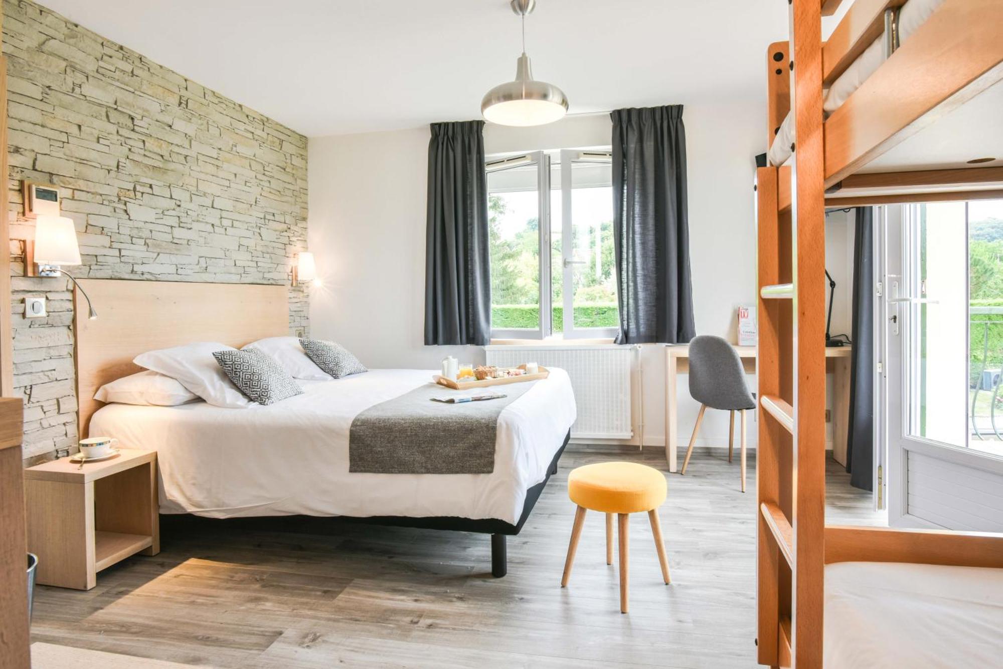 Logis Auberge Du Relais - Hotel & Restaurant Berenx Eksteriør bilde