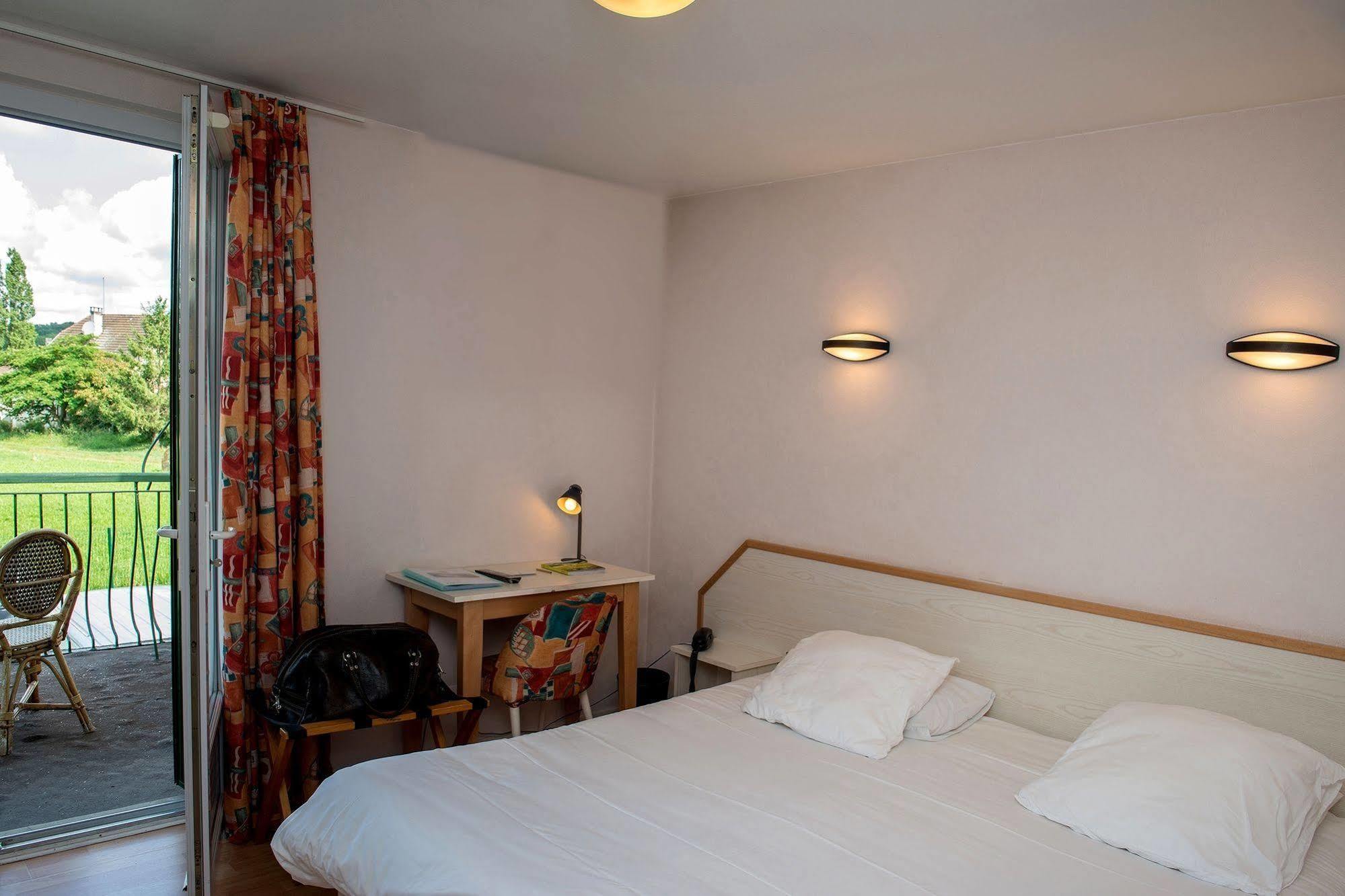 Logis Auberge Du Relais - Hotel & Restaurant Berenx Eksteriør bilde