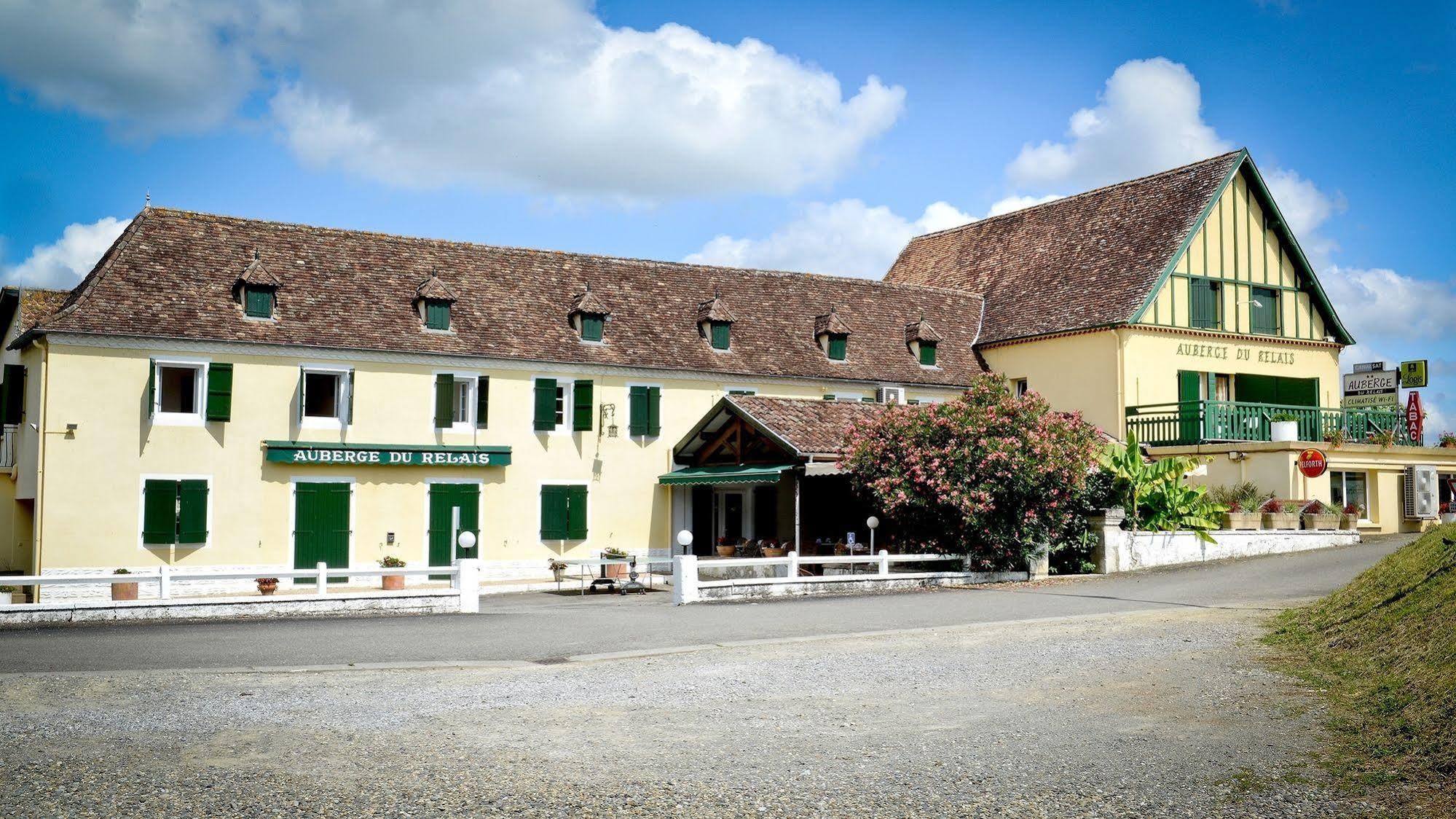 Logis Auberge Du Relais - Hotel & Restaurant Berenx Eksteriør bilde